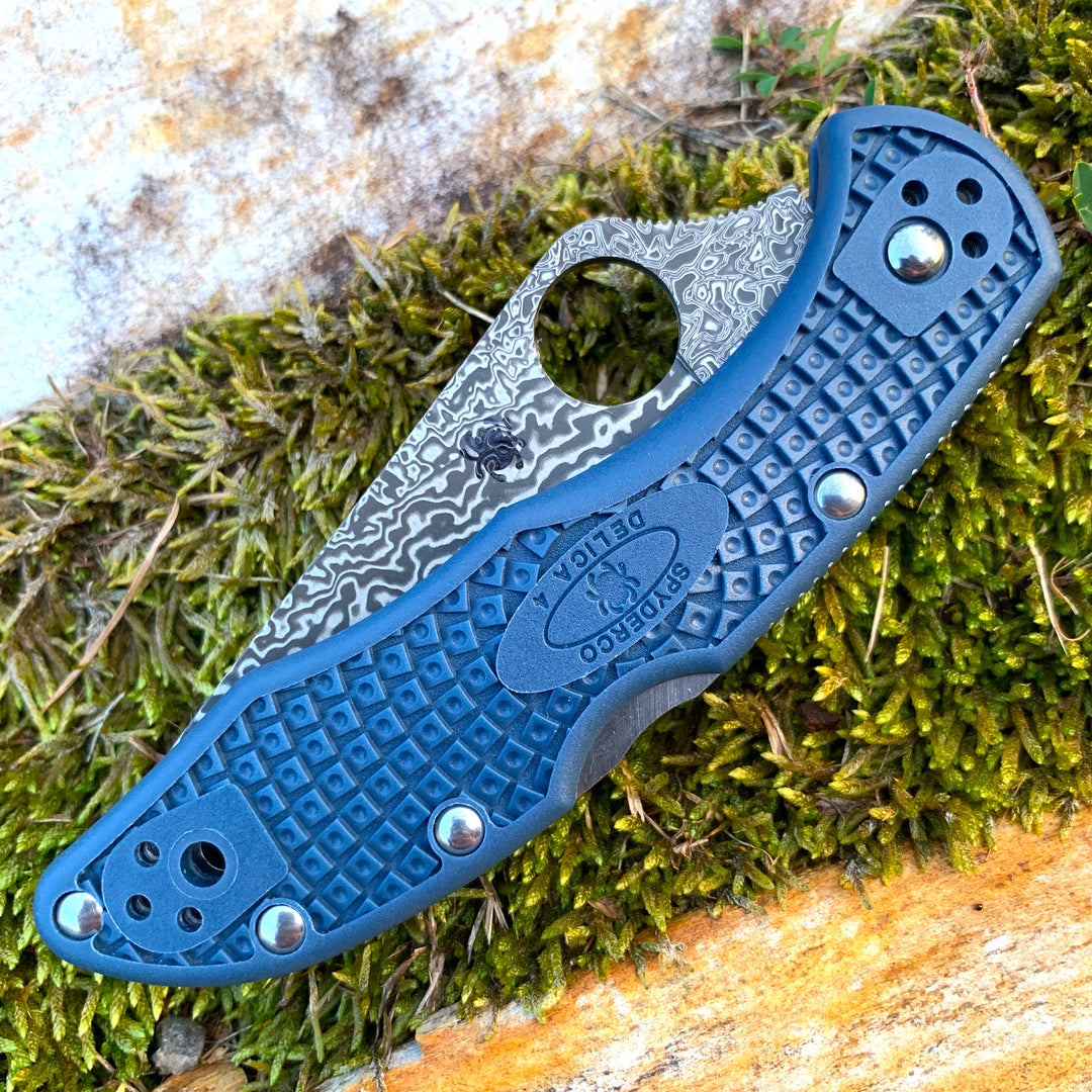 Spyderco C11FPNBD Delica KnifeJoy Exclusive KJ Steel Blue Spyderco C11FPNBD Delica KnifeJoy Exclusive KJ Steel Blue